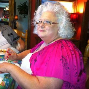 Meet your Posher, Sharon